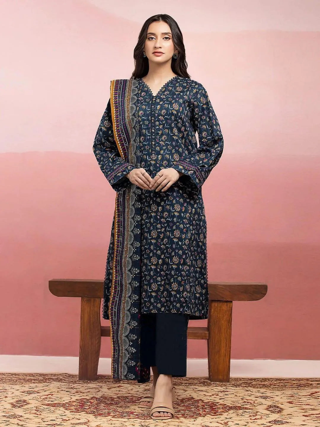 3Pcs Women's Unstitched Printed Suit