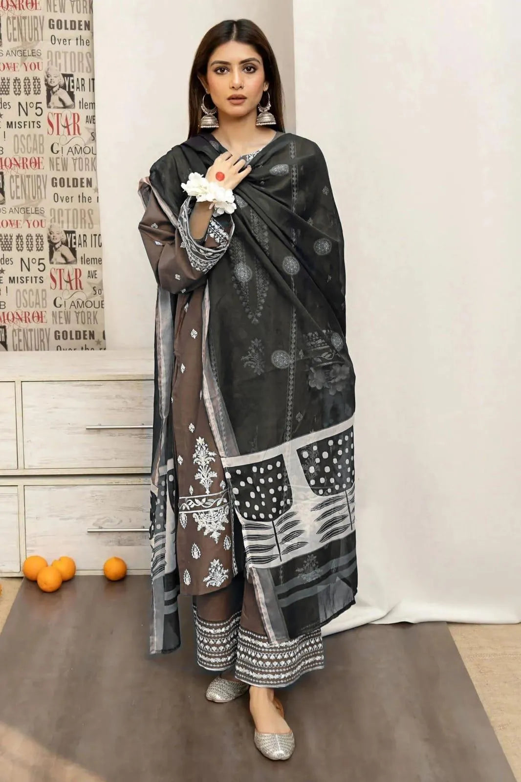 3Pcs Women's Unstitched Embroidered Suit
